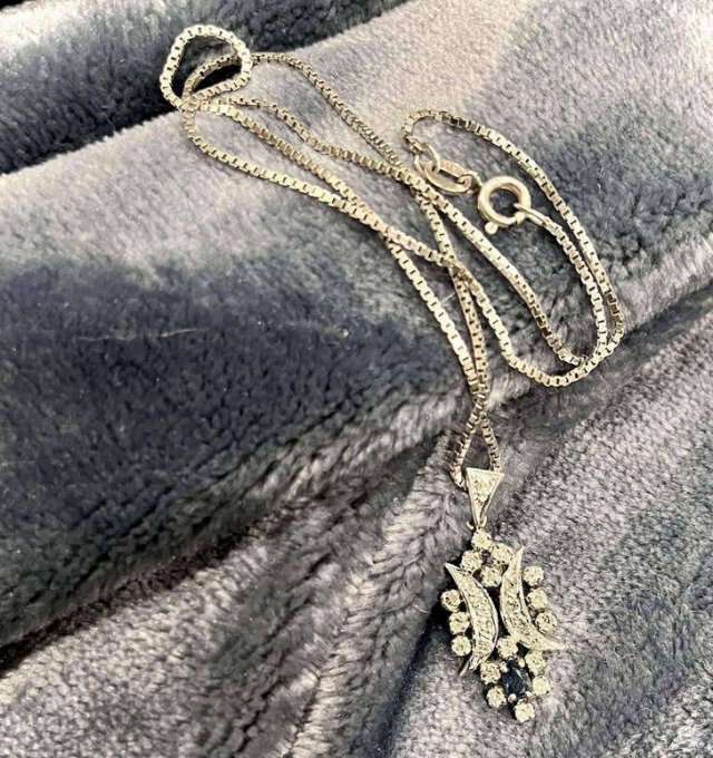 Interesting Finds In Thrift Shops (21 pics)