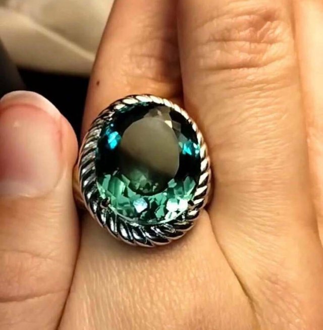 Interesting Finds In Thrift Shops (21 pics)