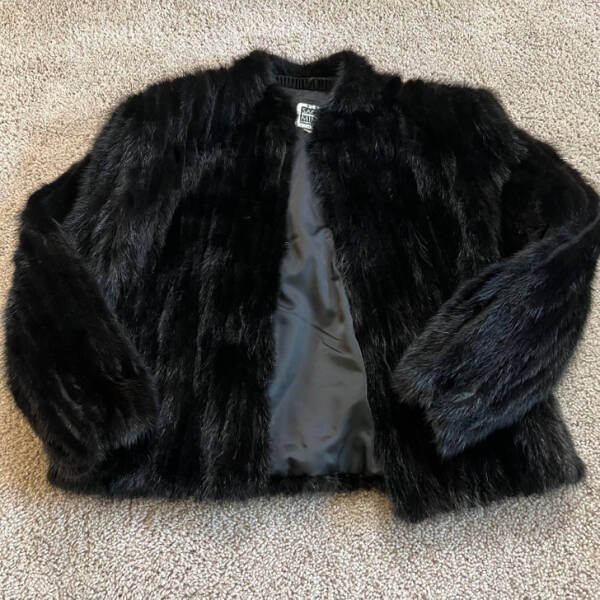 Interesting Finds In Thrift Shops (21 pics)