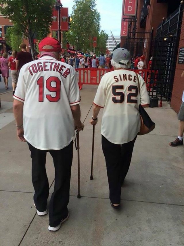 The Power Of Love (19 pics)