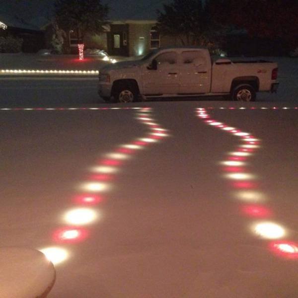 What Is Going On Here? (28 pics)
