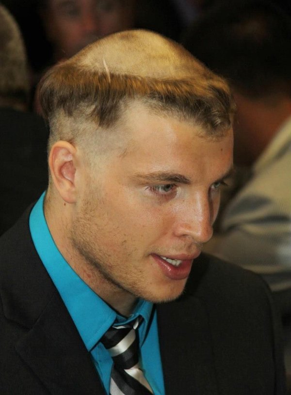 Terrible Haircuts (24 pics)