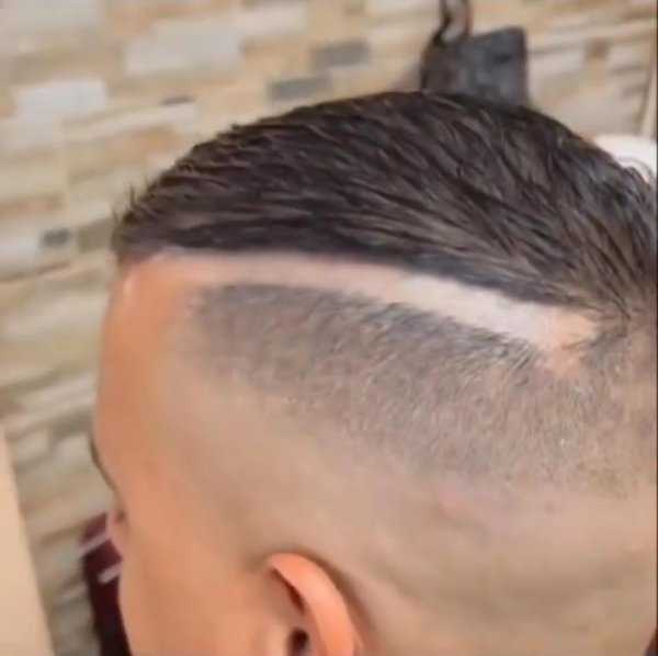 Terrible Haircuts (24 pics)