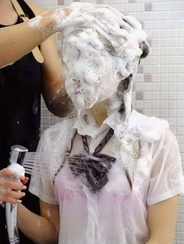 Strange Photos From Asian Countries (34 pics)