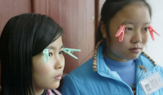 Strange Photos From Asian Countries (34 pics)
