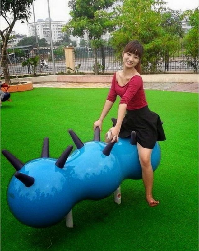 Strange Photos From Asian Countries (34 pics)