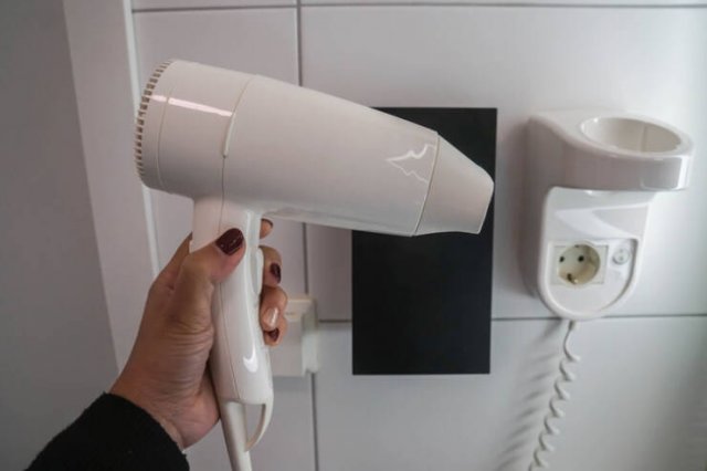 The Uncomfortable Truth About Hotels (10 pics)