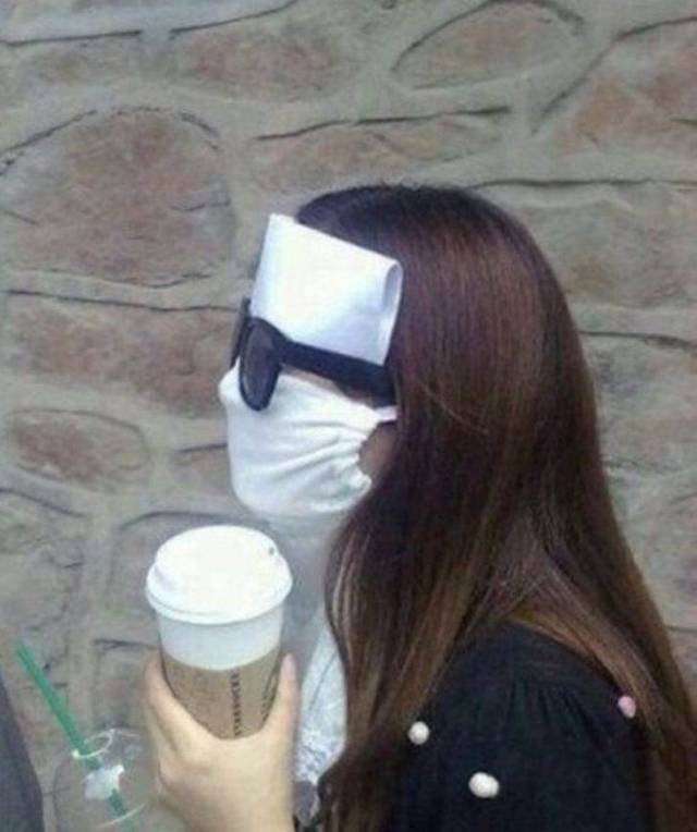 What Is Going On Here? (58 pics)