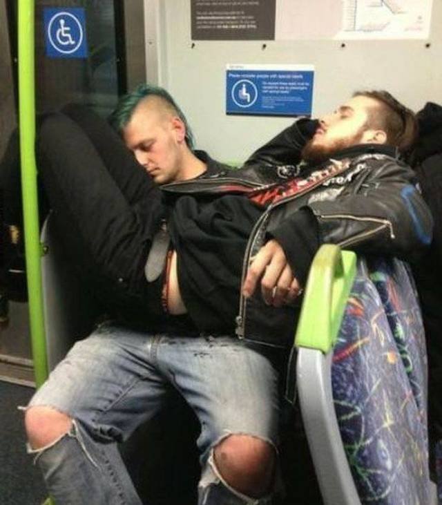 Odd Finds And Situations (49 pics)
