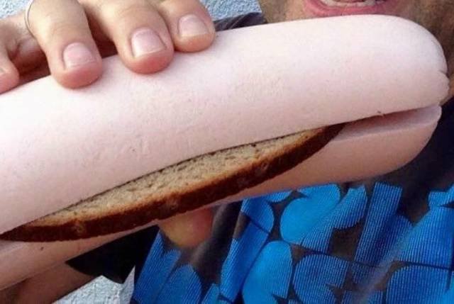 What Is Going On Here? (58 pics)