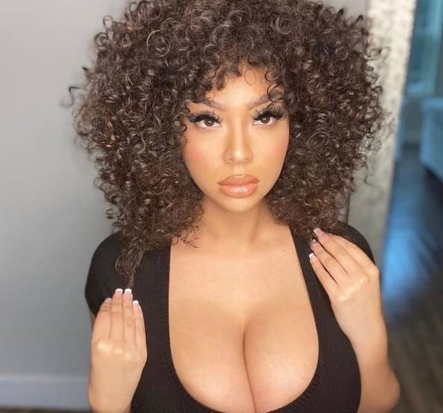 Girls With Beautiful Eyes (52 pics)
