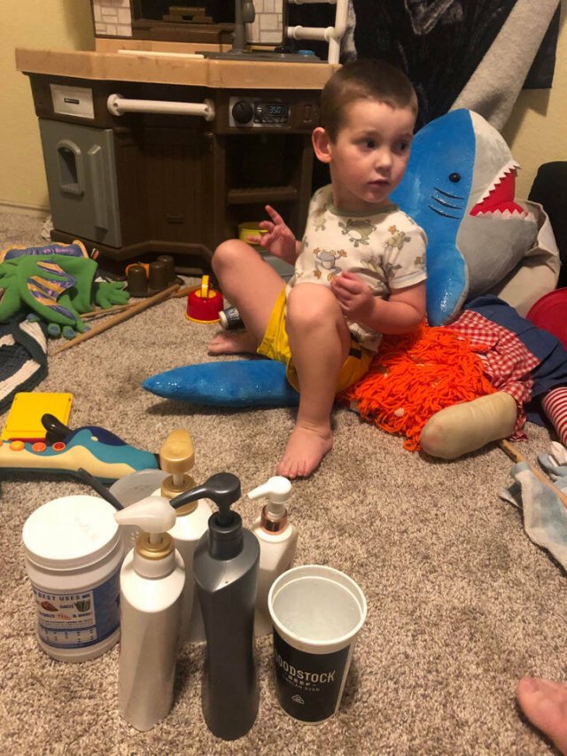 Life With Children Is Chaos (37 pics) Life With Children Is Chaos (37 pics)