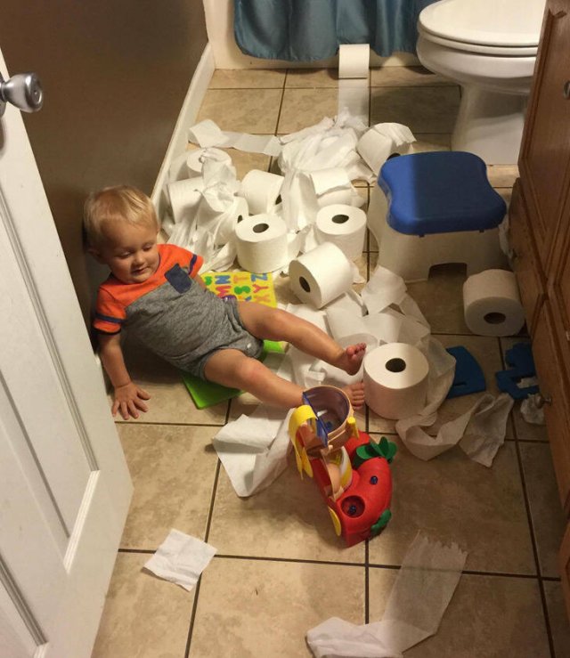 Life With Children Is Chaos (37 pics) Life With Children Is Chaos (37 pics)