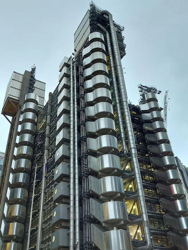 Unusual And Interesting Buildings (26 pics) Unusual And Interesting Buildings (26 pics)