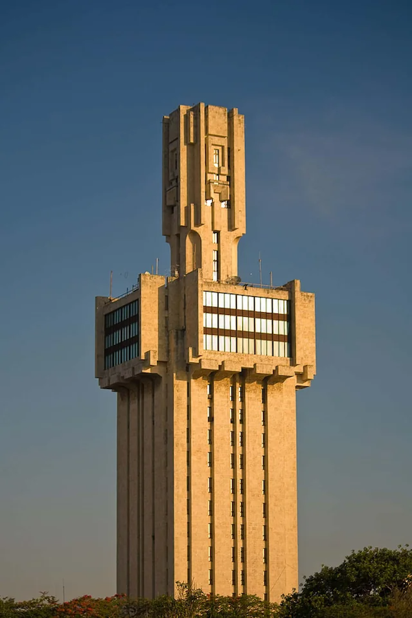 Unusual And Interesting Buildings (26 pics) Unusual And Interesting Buildings (26 pics)