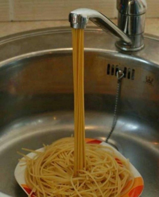 What Is Going On Here? (50 pics)