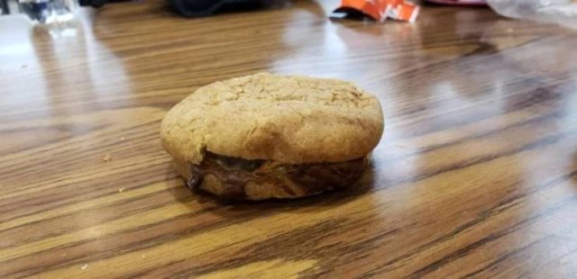 Terrible School Lunches (21 pics) Terrible School Lunches (21 pics)