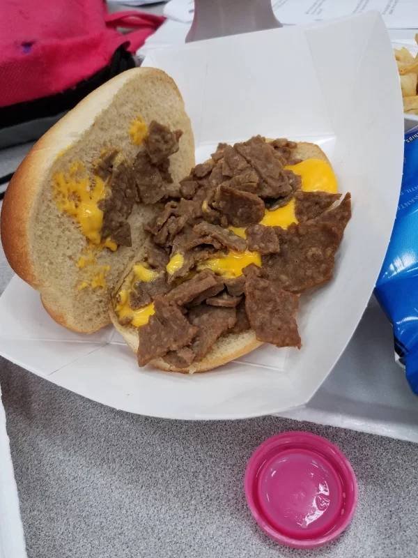 Terrible School Lunches (21 pics) Terrible School Lunches (21 pics)