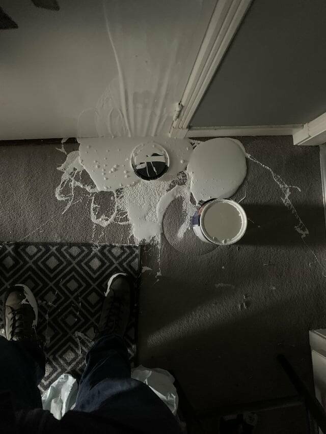 Bad Days Happen (43 pics)