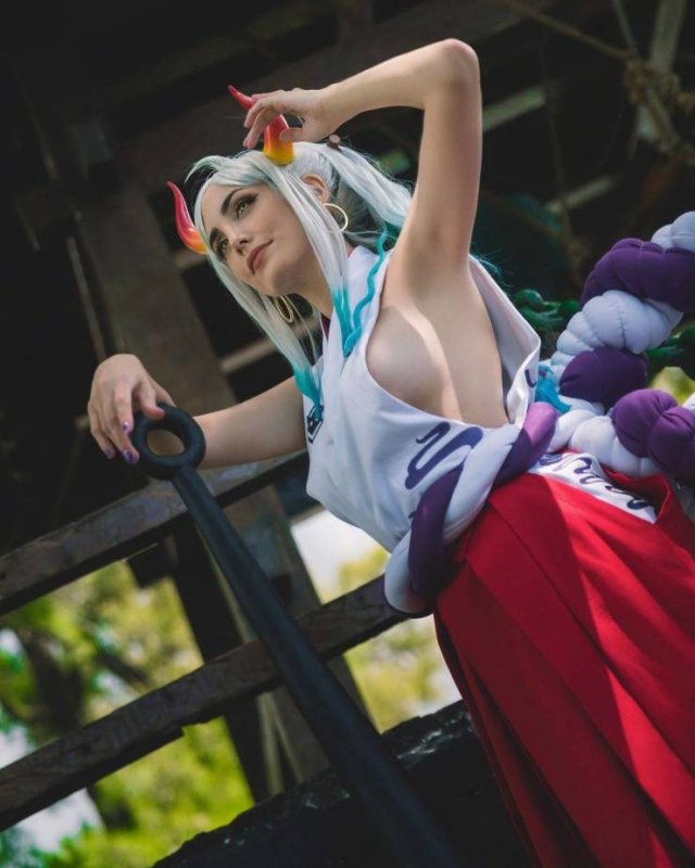 Cosplay Girls (38 pics)