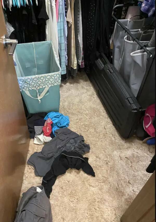 Women Talk About Their Annoying Husbands (20 pics) Women Talk About Their Annoying Husbands (20 pics)
