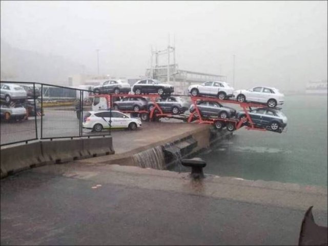 Bad Drivers (25 pics)