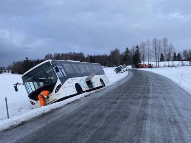 Bad Drivers (25 pics)