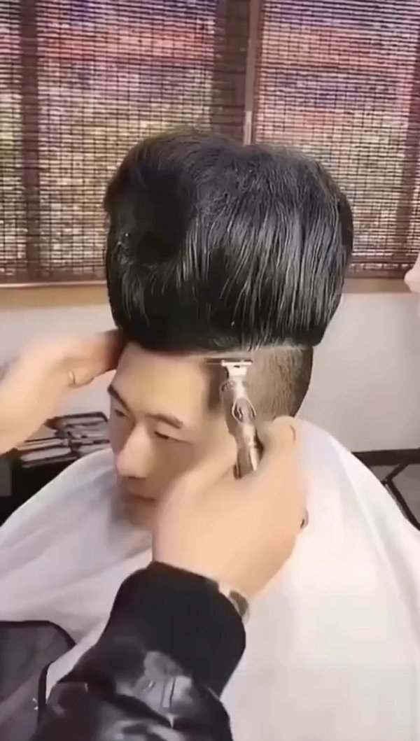 Awful Haircuts (24 pics)