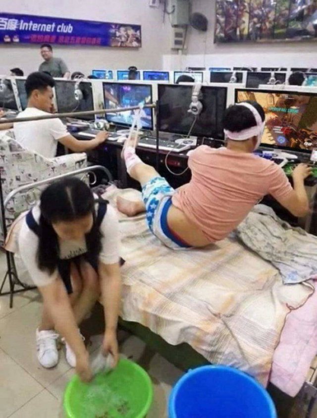 Odd Asians (39 pics)