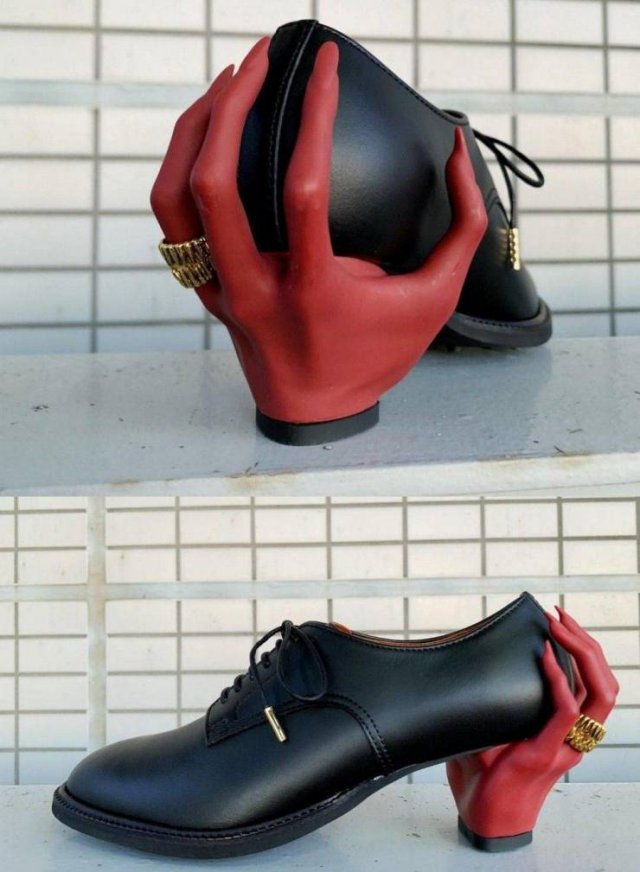 What Is Going On Here? (51 pics)