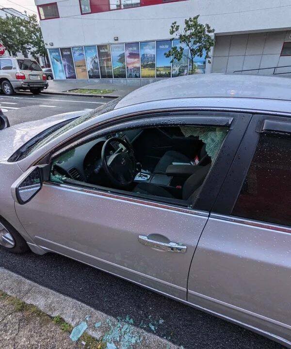 Bad Days Happen (33 pics)
