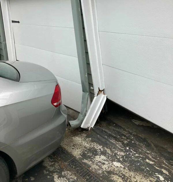 Bad Days Happen (33 pics)