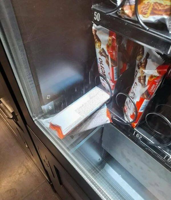 Bad Days Happen (33 pics)