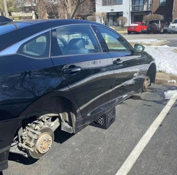Bad Days Happen (33 pics)