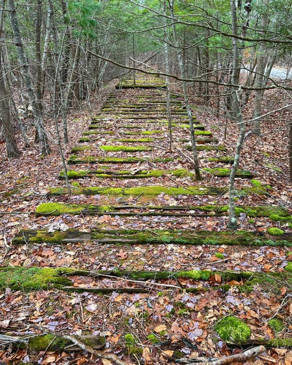 Awesome Abandoned Objects (20 pics)