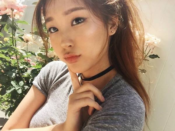 Girls With Chokers (30 pics)