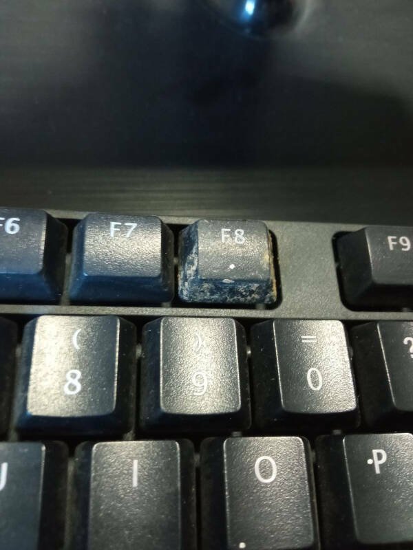 Bad Days Happen (42 pics)