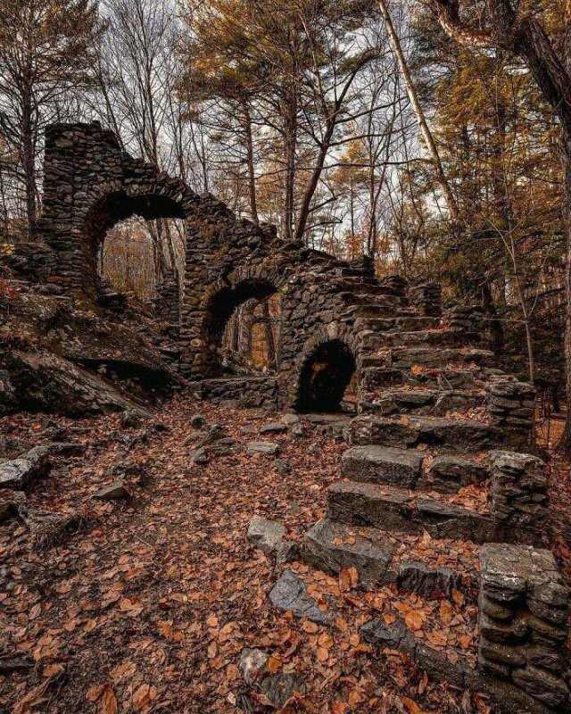 Abandoned Treasures (38 pics) Abandoned Treasures (38 pics)