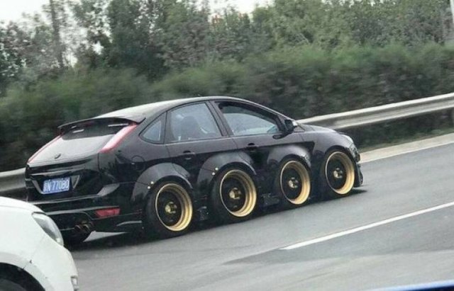 Crazy Cars (50 pics)