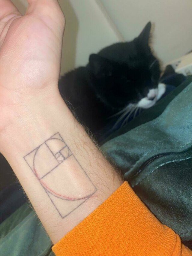 Unexpected Matches With Tattoos (35 pics) Unexpected Matches With Tattoos (35 pics)