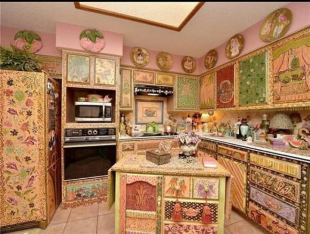 Weird Interiors (39 pics)