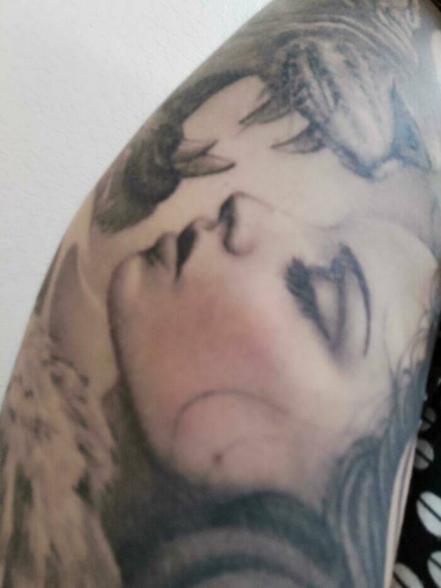 Unexpected Matches With Tattoos (35 pics)