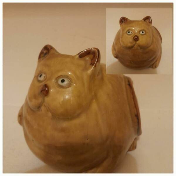 Odd Finds In Charity Shops (40 pics)