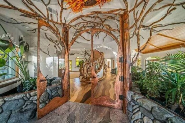 Weird Interiors (39 pics)