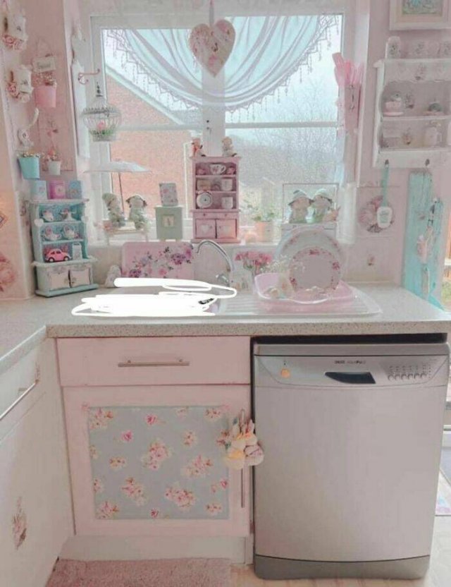 Weird Interiors (39 pics)