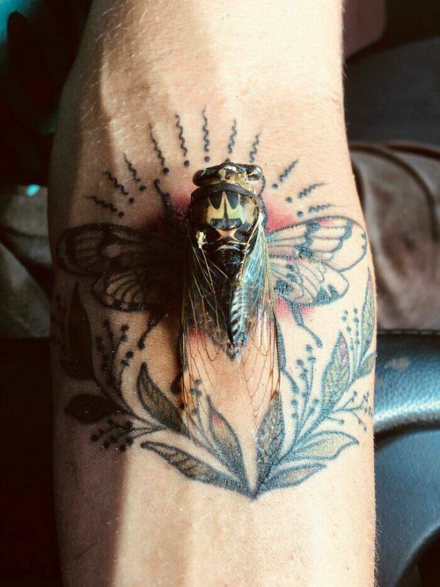 Unexpected Matches With Tattoos (35 pics) Unexpected Matches With Tattoos (35 pics)