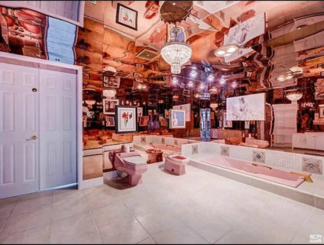 Weird Interiors (39 pics)