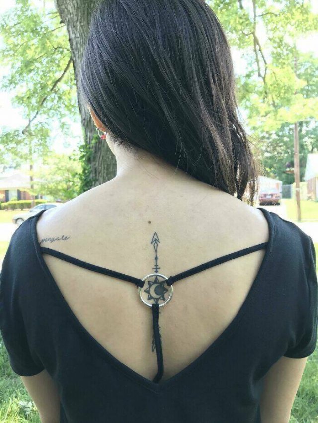 Unexpected Matches With Tattoos (35 pics)