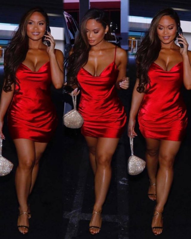 Hot Girls In Red Dresses (50 pics)