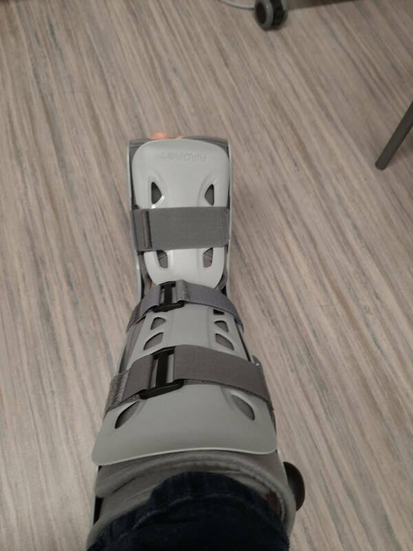 Bad Days Happen (49 pics)